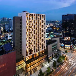 酒店 Mercure Ambassador Hongdae, 首爾