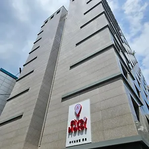 Pai Jongno Hotel